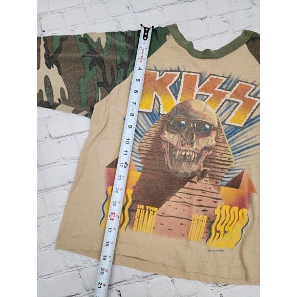 ULTRA RARE Kiss Band T Shirt Raglan Baseball 1990 CAMO Hot In The Shade VINTAGE - Picture 6 of 9